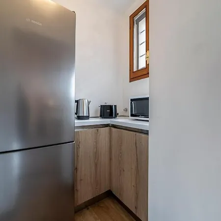 Centre - Beautiful With Garden 펜션