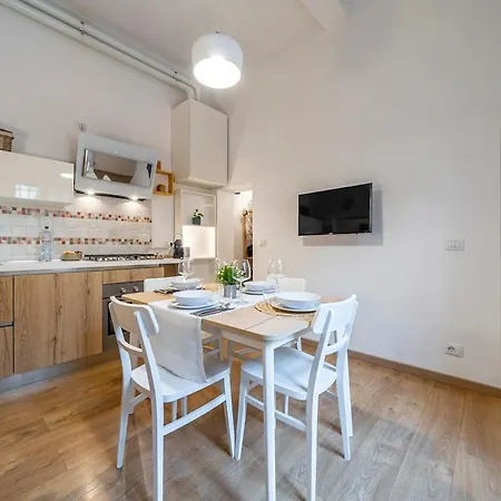 Centre - Beautiful With Garden Holiday home Bologna