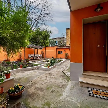Holiday home Centre - Beautiful With Garden