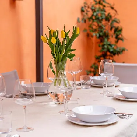 Semesterbostad Centre - Beautiful With Garden *