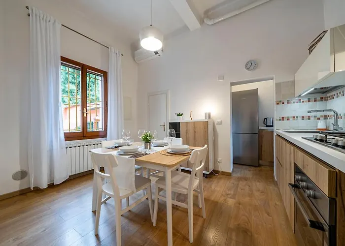 Casa de Férias Centre - Beautiful With Garden *